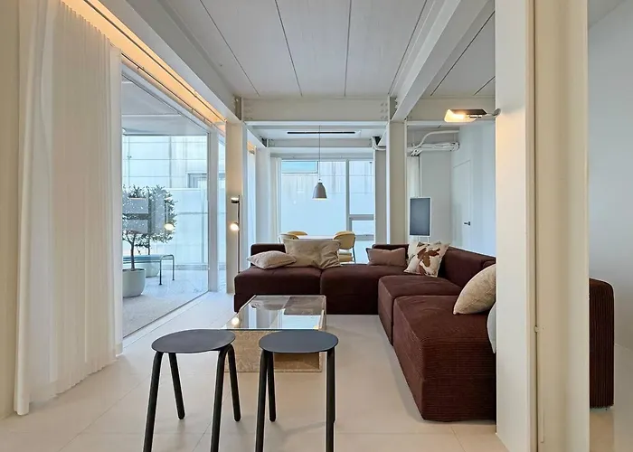 Apartment New Dh 2 / 3br 2bath / 3min Hongik Univ Stn *