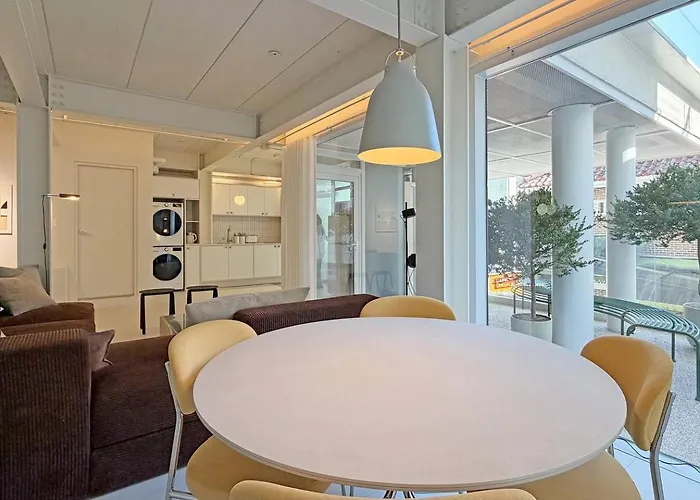 Apartment New Dh 2 / 3br 2bath / 3min Hongik Univ Stn Seoul
